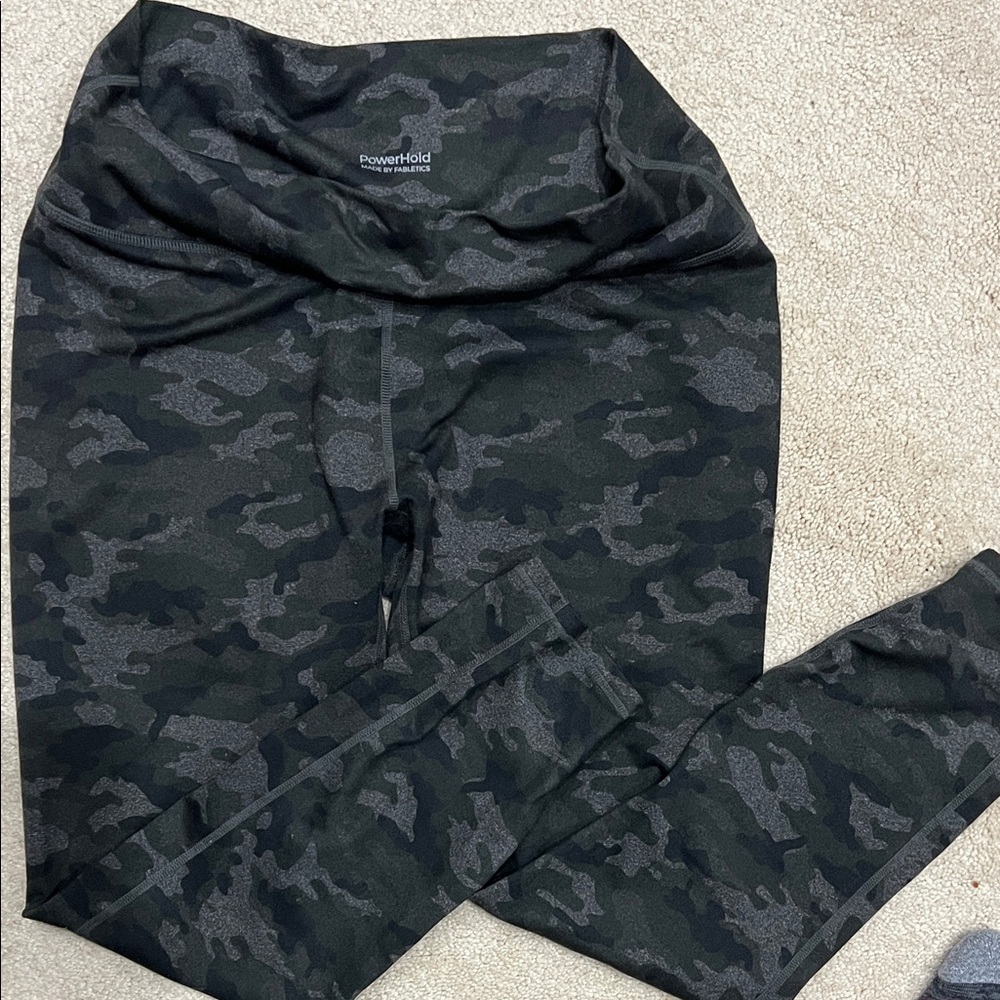 Women’s Camo Leggings - green grey